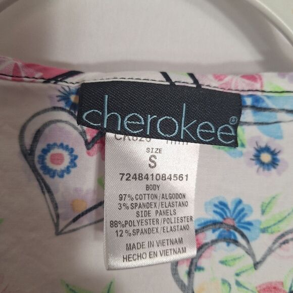Cherokee Scrub Top Heart Daisy Short Sleeve Stretchy Medical Nurse Work Small - Picture 2 of 7